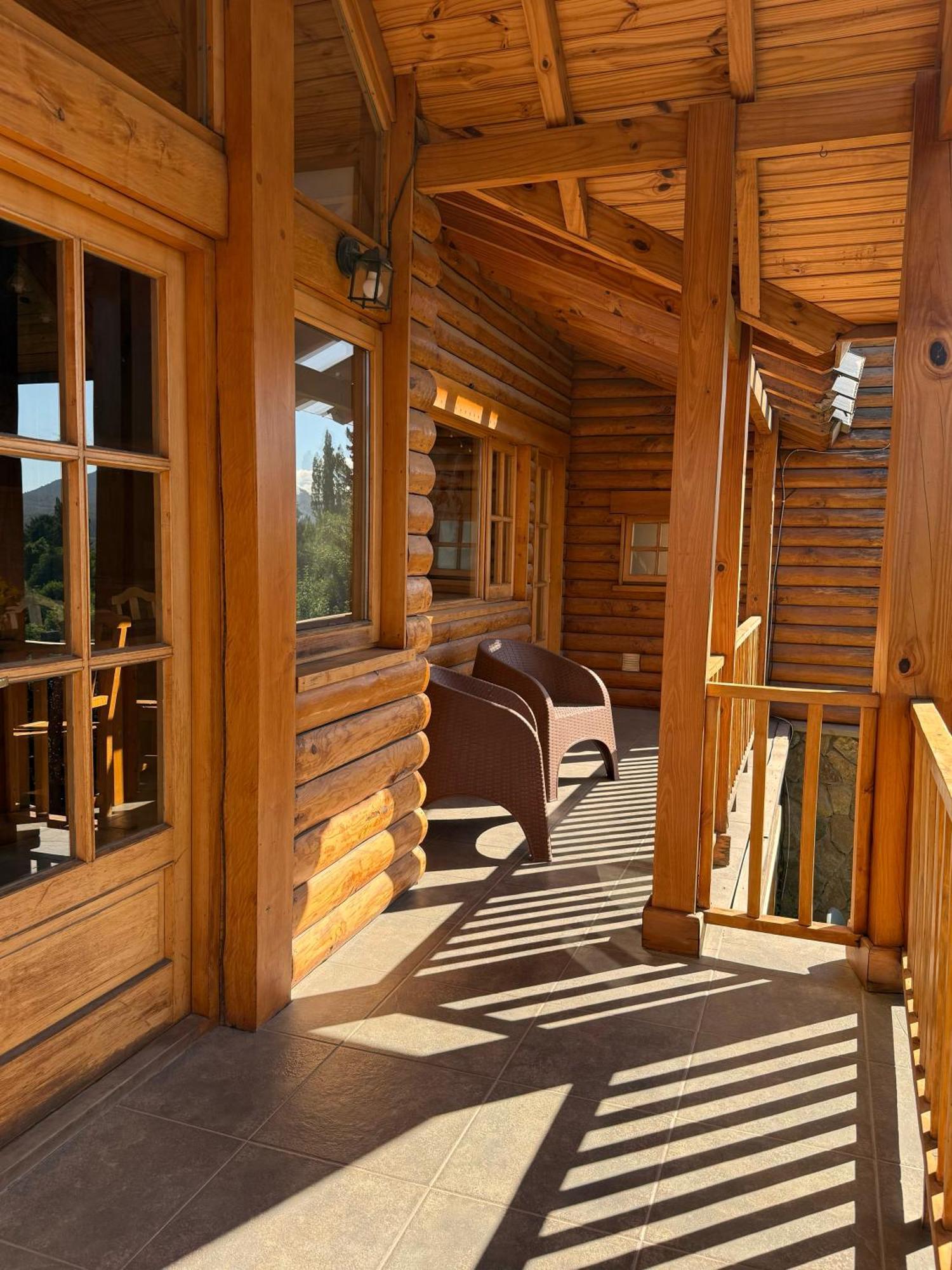San Martín de los Andes Hosteria Baerenhaus מראה חיצוני תמונה